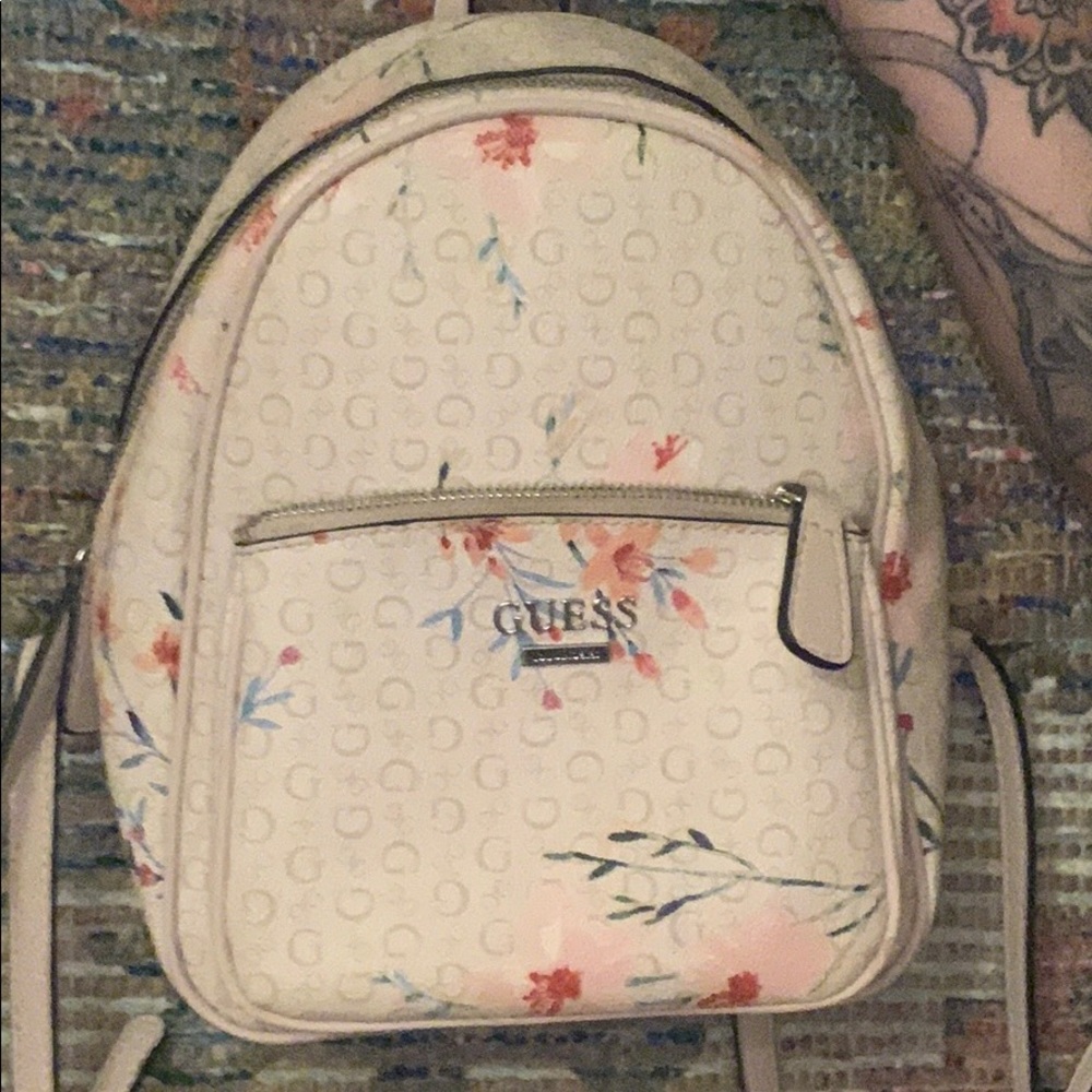 NWOT Guess Floral BackPack